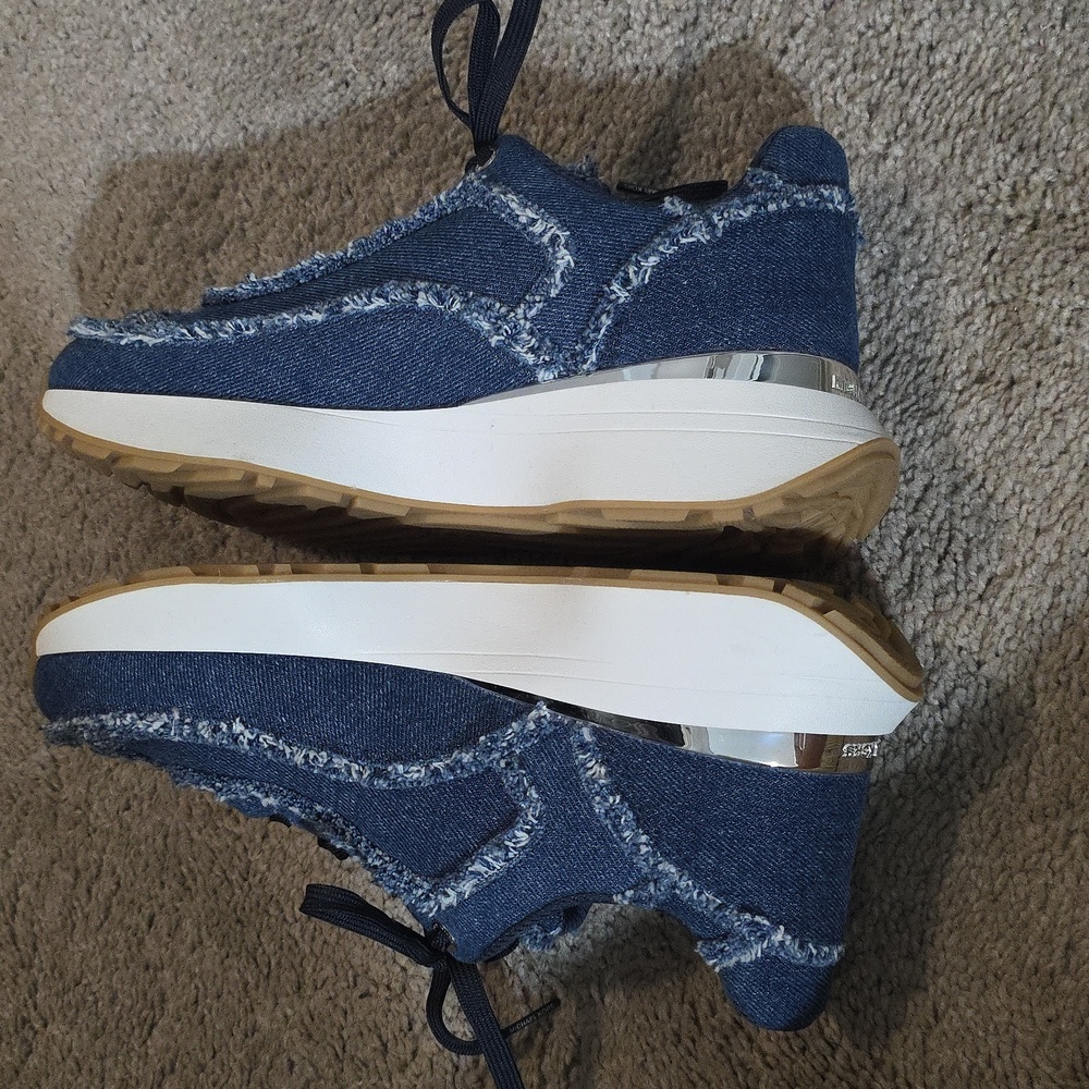 Michael Kors Ari Trainer Frayed Denim Sneakers - Picture 5 of 11